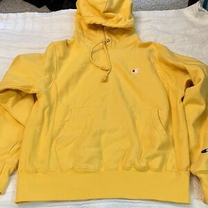 Champion Hoodie in Yellow Small Reverse weave
